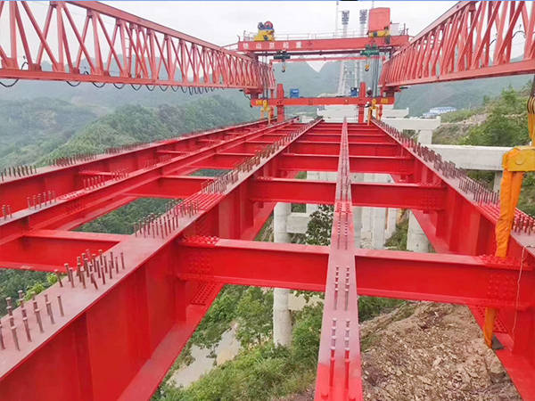 山東萊蕪鐵路架橋機(jī)廠家報(bào)銷看廠費(fèi)